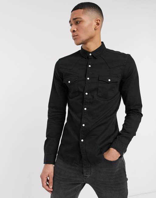 ASOS DESIGN – Eng geschnittenes Western-Jeanshemd in Schwarz 