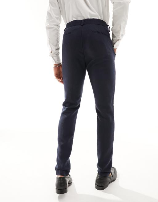 ASOS DESIGN – Enge Anzughose aus Wollmix in Marineblau mit Fischgrätmuster, 3 von 5