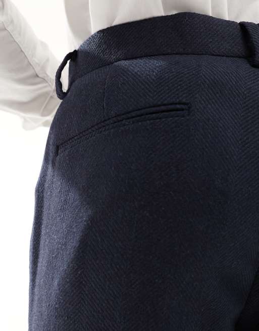 ASOS DESIGN – Enge Anzughose aus Wollmix in Marineblau mit Fischgrätmuster, 4 von 5