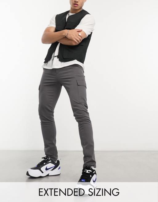 ASOS DESIGN – Enge Cargo-Hose in verwaschenem Schwarz