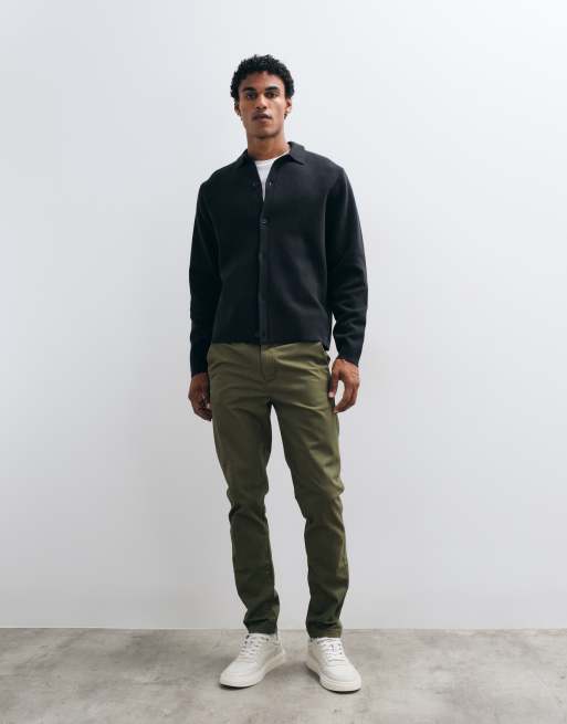 ASOS DESIGN – Enge Chinohose in Khaki, 5 von 5
