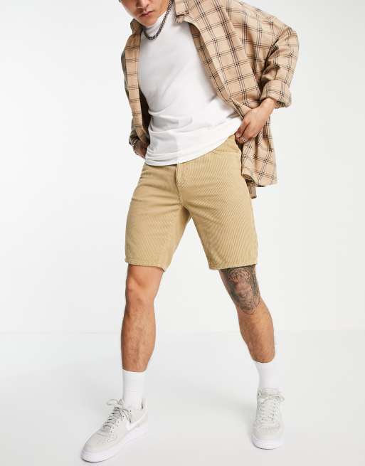 ASOS DESIGN – Enge Shorts aus Cord in Stein