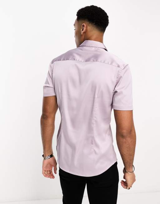 ASOS DESIGN – Enges Hemd aus Satin in Staublila mit umgeschlagenen Ärmeln, 2 von 4