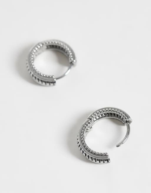 ASOS DESIGN engraved texture huggie hoop earrings in burnished silver, 3 of 4