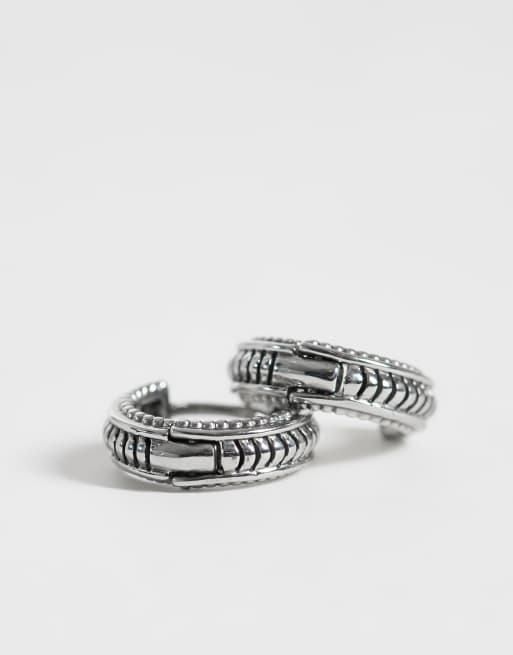 ASOS DESIGN engraved texture huggie hoop earrings in burnished silver, 4 of 4