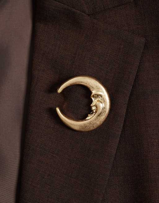 ASOS DESIGN - Enkele broche met maanontwerp in geborstelde goudkleur, 3 van 3