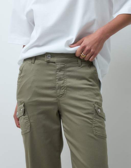 ASOS DESIGN - Enkellange cargobroek met zakdetail in kaki, 2 van 5