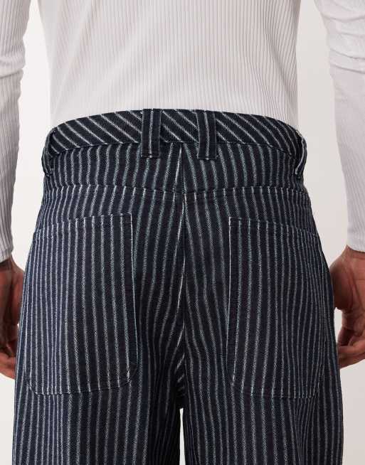 ASOS DESIGN ensemble 2 pièces jean ample à rayures fines avec plis en bleu foncé délavé, 4 de 5