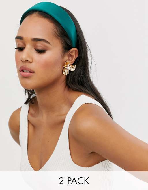 ASOS DESIGN - Ensemble avec bandeau en satin et boucles d'oreilles à perles motif floral