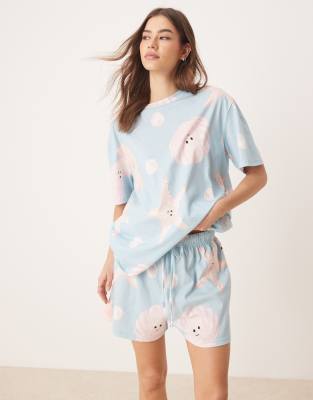 ASOS DESIGN - Ensemble avec t-shirt oversize et short motif coquillages - Bleu pastel
