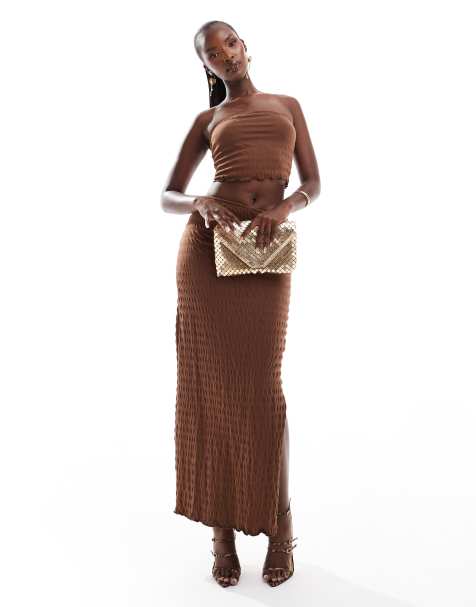 ASOS DESIGN - Ensemble avec top bandeau texturé froncé et jupe longue droite - Chocolat - view 1