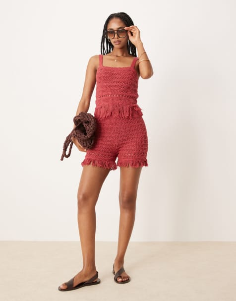 ASOS DESIGN - Ensemble en maille au crochet avec caraco à ourlet effrangé et short - Bordeaux - view 1