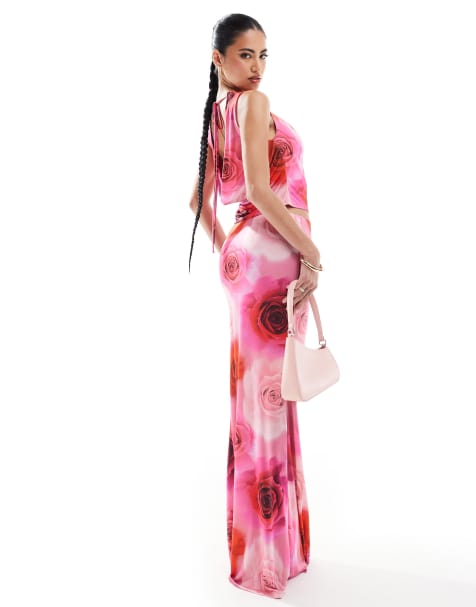 ASOS DESIGN - Ensemble jupe longue et top dos nu près du corps à col bénitier et gros imprimé roses - view 1