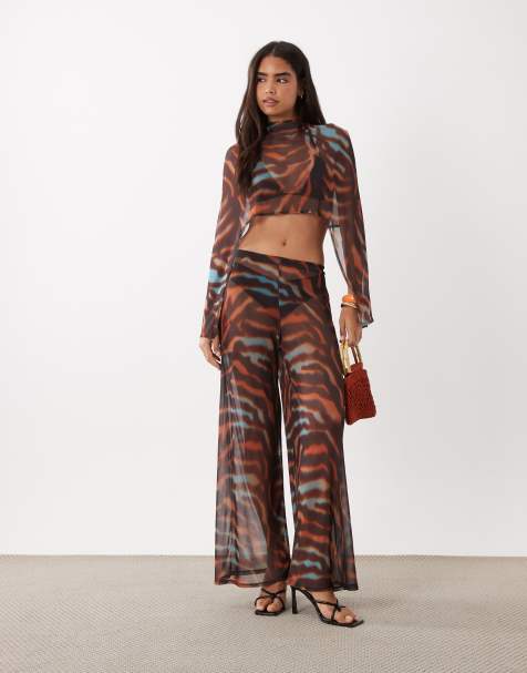 ASOS DESIGN - Ensemble pantalon et cape en tulle à imprimé animal - Marron - view 1