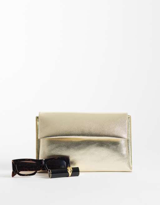 ASOS DESIGN envelope clutch cross body bag with detachable chain strap  in gold, 2 of 4