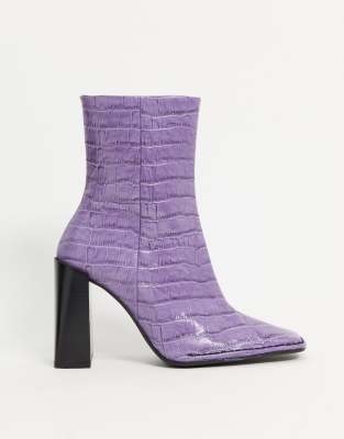 lavender boots
