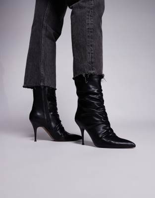 ASOS DESIGN - Erin - Geraffte Ankle-Boots in Schwarz mit hohem Absatz