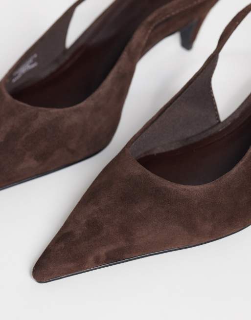 ASOS DESIGN Escarpins slingback à petits talons en daim véritable premium couleur chocolat, 3 de 4