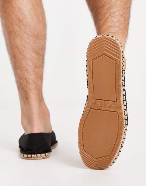 ASOS DESIGN Espadrilles aus schwarzem Stoff