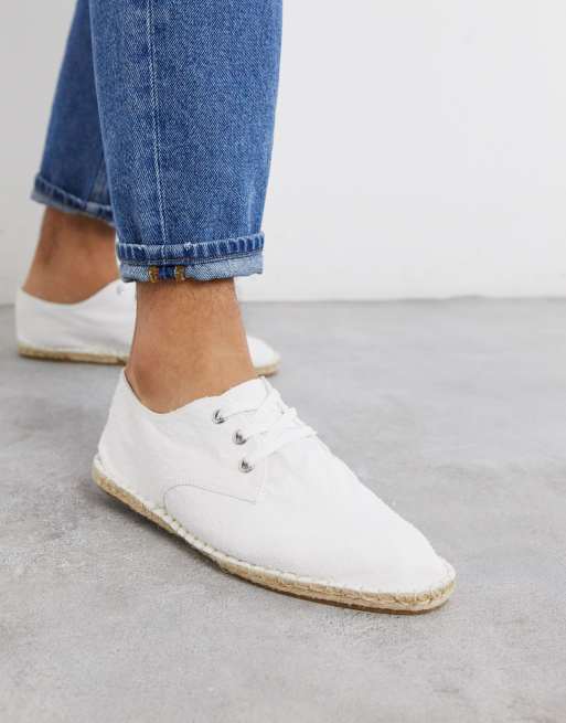 ASOS DESIGN Espadrilles zum Schnuren aus weiBem strukturiertem Leinen