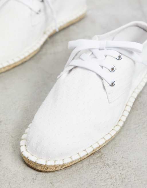 ASOS DESIGN – Espadrilles zum Schnüren aus weißem, strukturiertem Leinen, 3 von 4