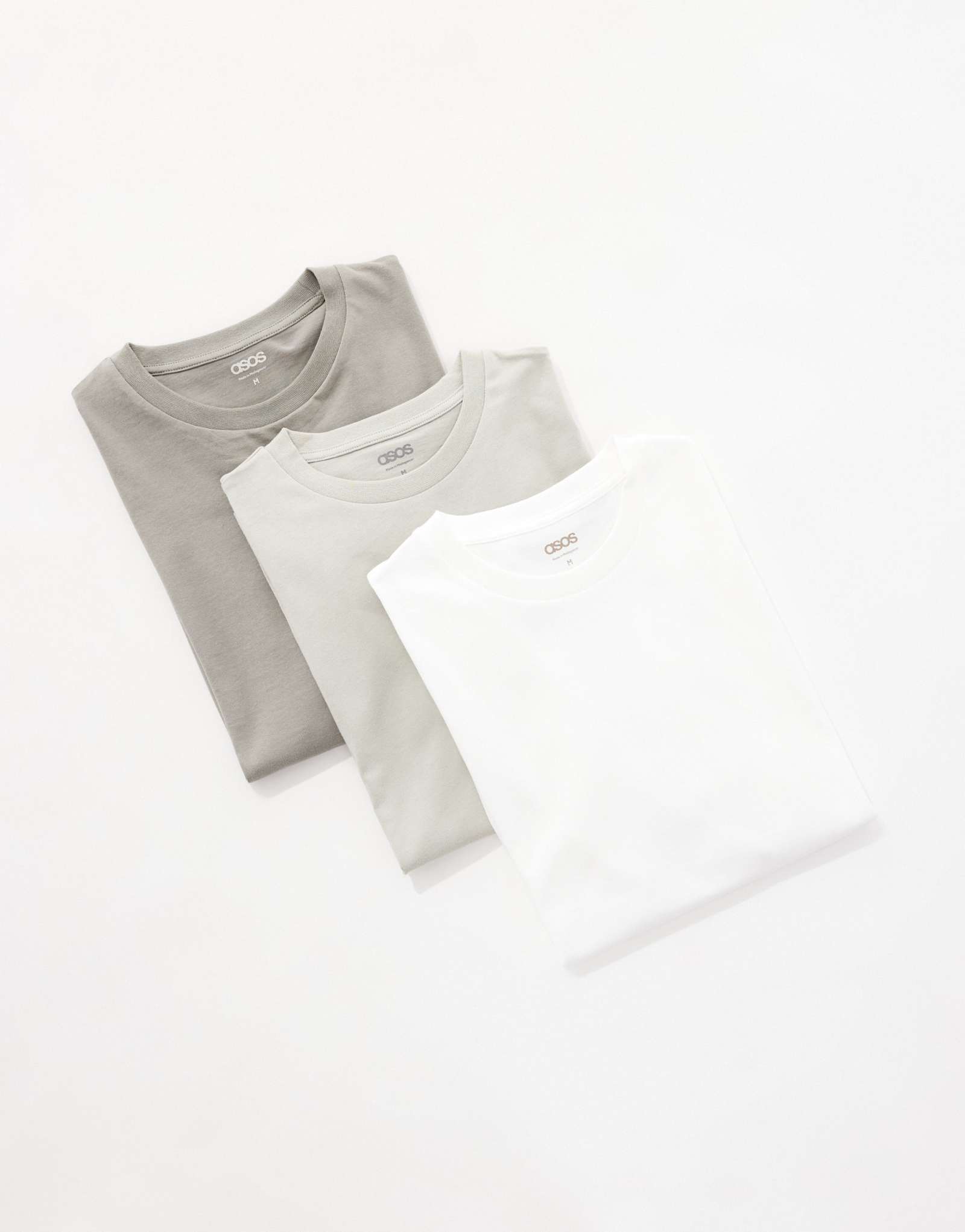 Футболки ASOS DESIGN essential из 3-х упаковок в цветах хаки, белого и серого    