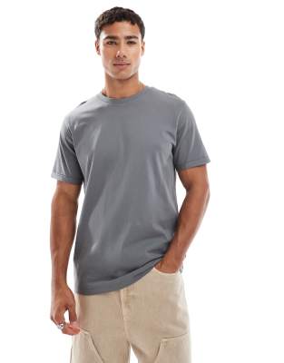 essential crew neck t-shirt with cuffed sleeves in charcoal-Gray