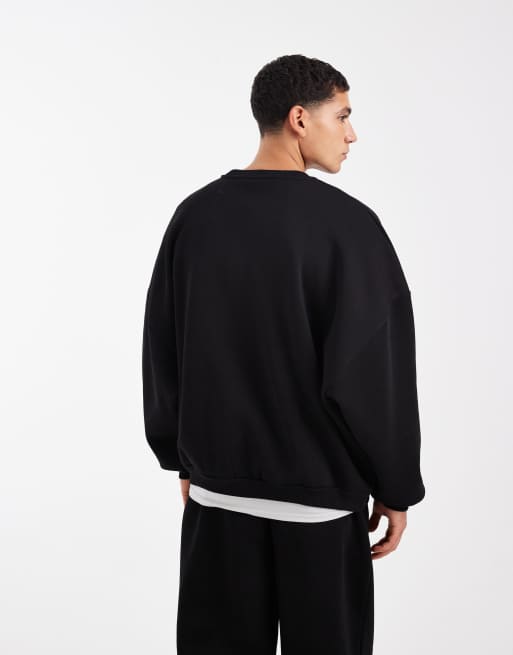 ASOS DESIGN essential extreme oversized sweatshirt in black, 3 of 5