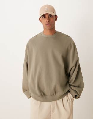 essential extreme oversized sweatshirt in khaki-Green