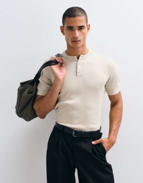 ASOS DESIGN – Essential – Kamiennobeżowa koszulka polo z dzianiny w drobne prążki z dekoltem henley - view 1