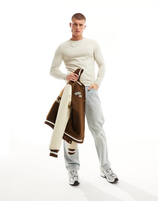 ASOS DESIGN – Essential – Langärmliges Muskelshirt in Beige, 4 von 4