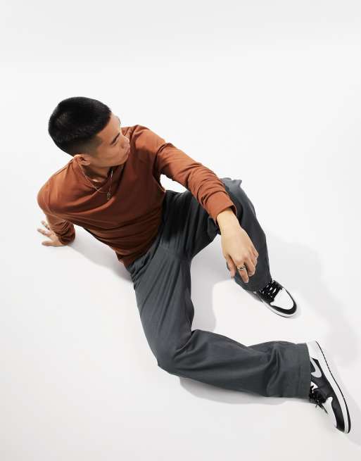 ASOS DESIGN essential long sleeve crew neck t-shirt in brown 