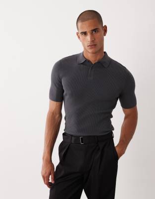 Поло из тонкого трикотажа ASOS DESIGN Essential, облегающее фигуру, цвета древесного угля
