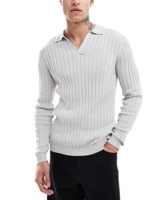 essential muscle fit knitted rib notch neck sweater in light gray