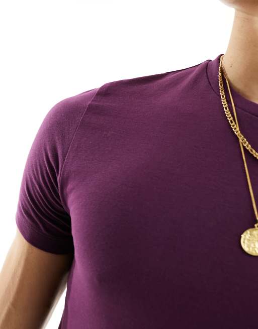 ASOS DESIGN essential muscle fit t-shirt in purple