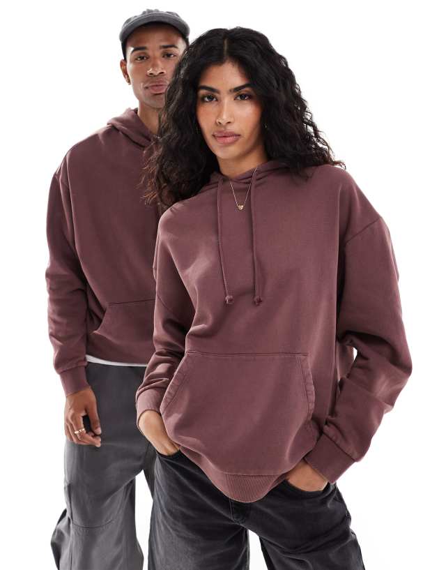 ASOS DESIGN - essential oversized hoodie in acid wash burgundy