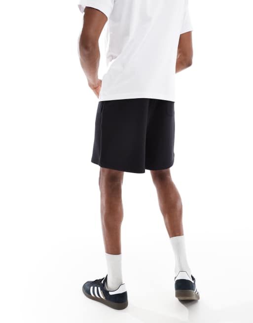 ASOS DESIGN essential oversized shorts in black , 4 of 5