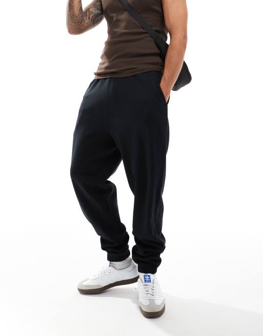 ASOS DESIGN essential oversized sweatpants in black, 2 of 5