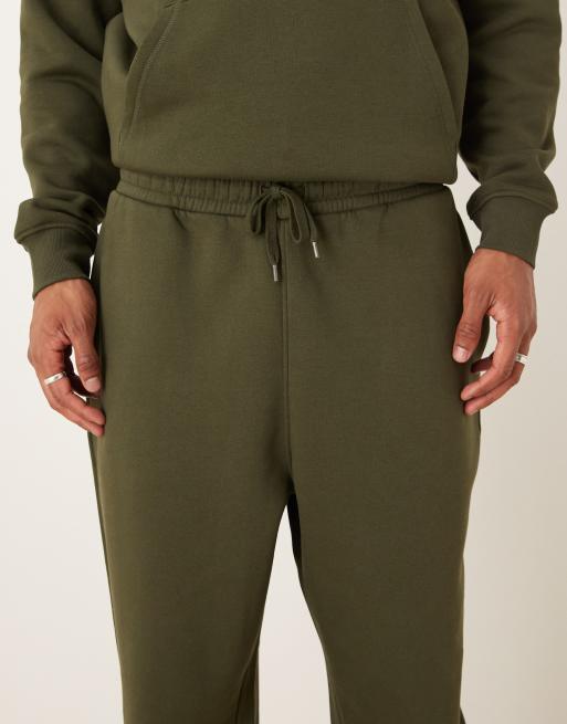 ASOS DESIGN essential oversized sweatpants in khaki , 4 of 5
