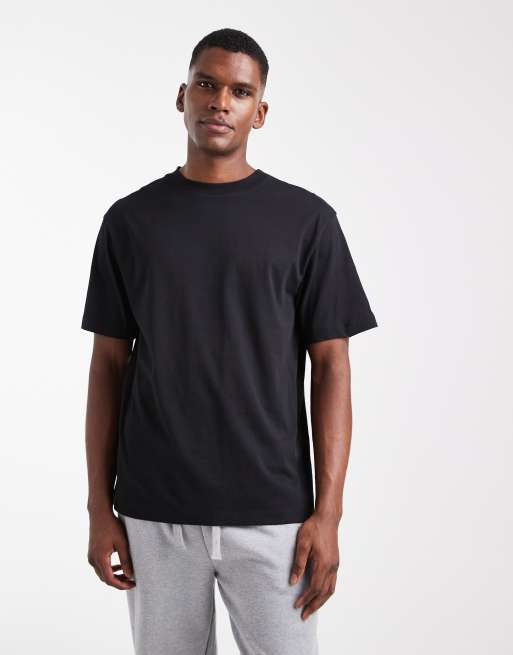 ASOS DESIGN essential relaxed crew neck t-shirt in black 
