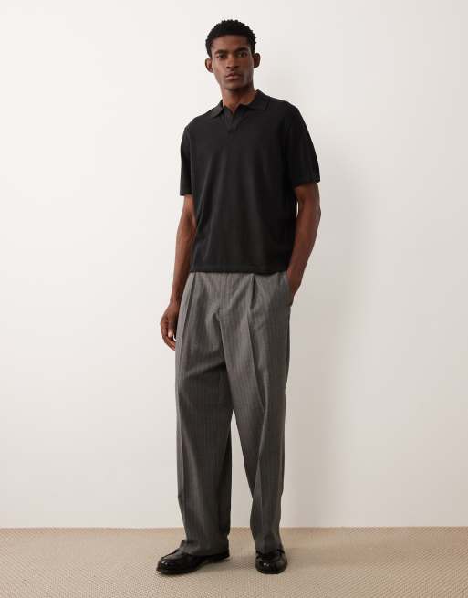 ASOS DESIGN – Essential – Relaxed-Fit-Polohemd aus Feinstrick in Schwarz mit eingekerbtem Ausschnitt, 3 von 5