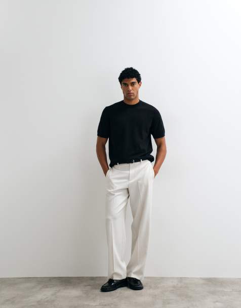 ASOS DESIGN – Essential – Relaxed-Fit-Sweatshirt aus Feinstrick in Schwarz mit Rundhalsausschnitt - view 1