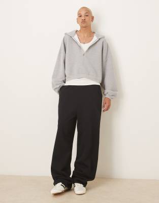 ASOS DESIGN – Essential – Svarta mjukisbyxor med vida ben - view 1