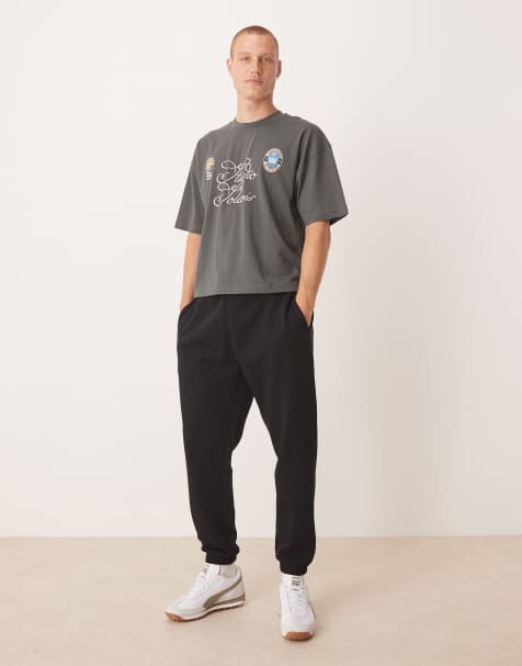 ASOS DESIGN essential tapered jogger in black - view 1