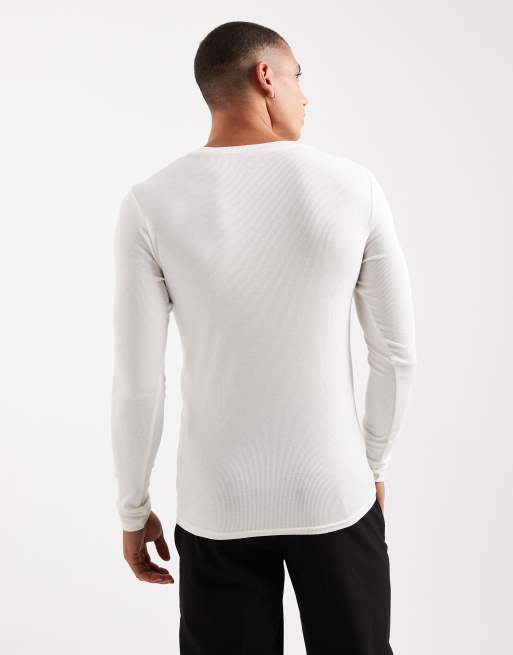 ASOS DESIGN Essentials 2 pack muscle fit long sleeve t-shirts in cream and navy rib , 3 of 5