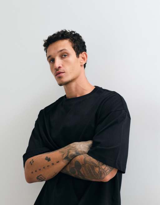 ASOS DESIGN Essentials 2 pack oversized t-shirt in black and beige, 2 of 5