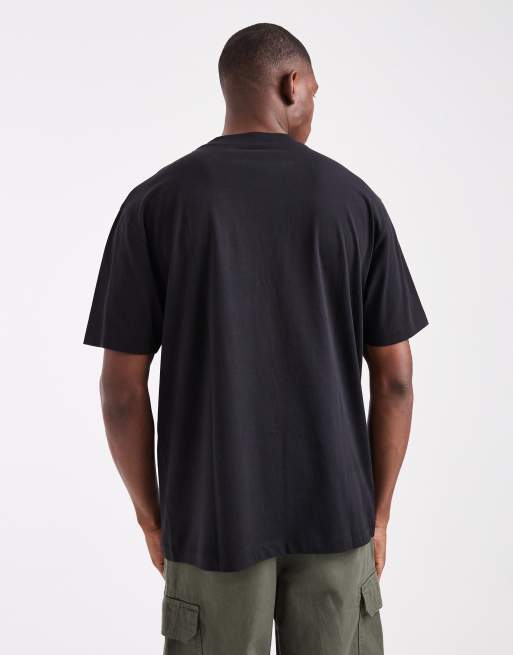 ASOS DESIGN Essentials 2 pack relaxed t-shirts in black and white, 3 of 5