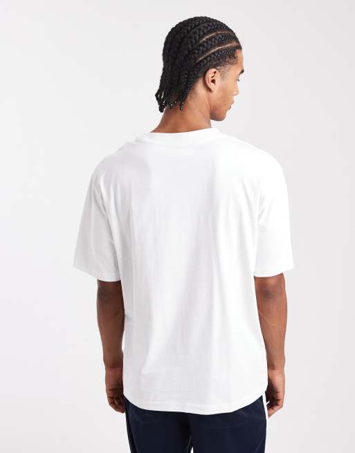 ASOS DESIGN Essentials 2 pack relaxed t-shirts in white, 3 of 5