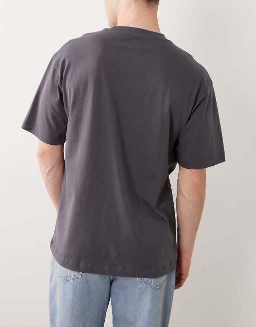 ASOS DESIGN – Essentials – 3er-Pack T-Shirts in verschiedenen Farben mit lockerem Schnitt, 4 von 5