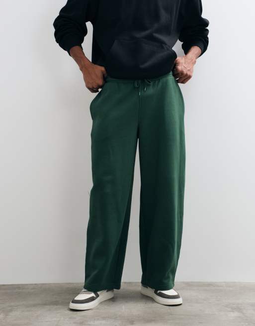 ASOS DESIGN essentials balloon jogger in dark green, 4 of 5